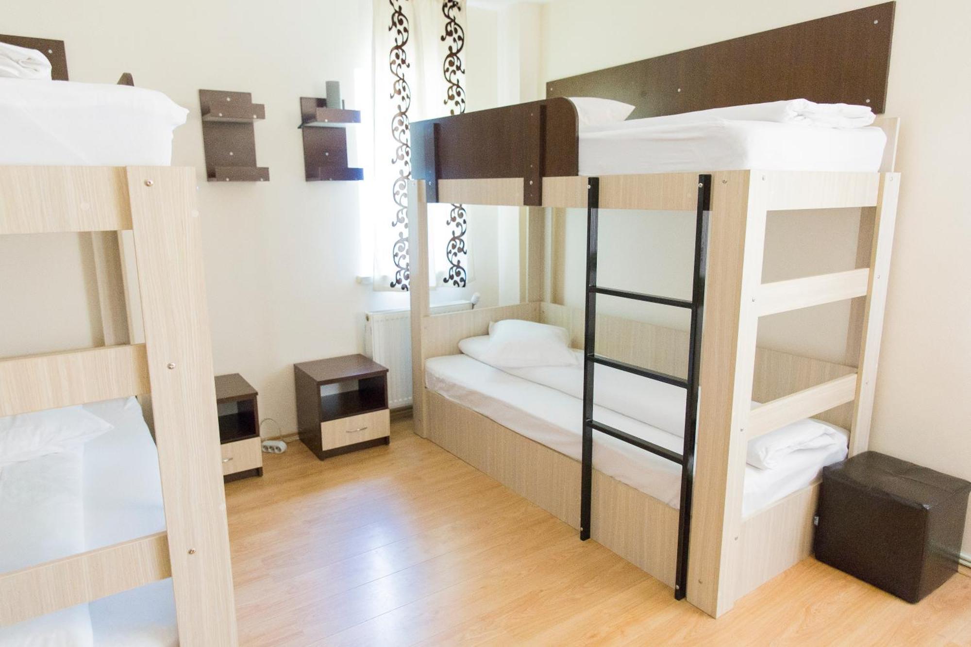 Hostel Holland Bacău Rom bilde